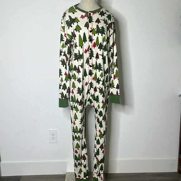 🔹 Lazy One Onsie Pajamas Christmas Trees and Reindeers - Picture 1 of 5